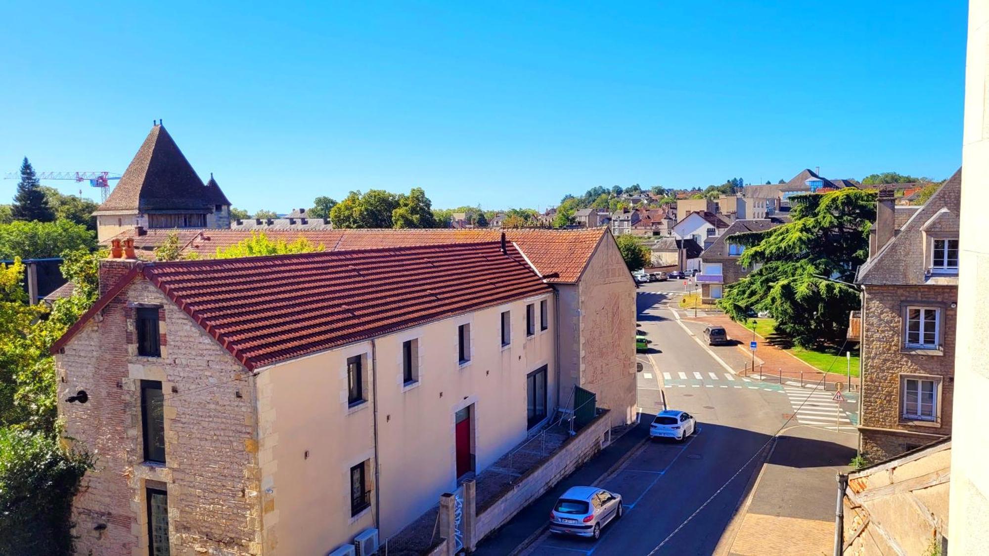 "Au Centre De Nevers" Hyper Centre Ville De Nevers, Proche Gare, Spacieux & Calme 외부 사진